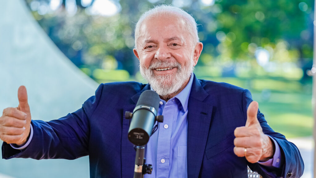 Lula aprovou projeto sobre CNH