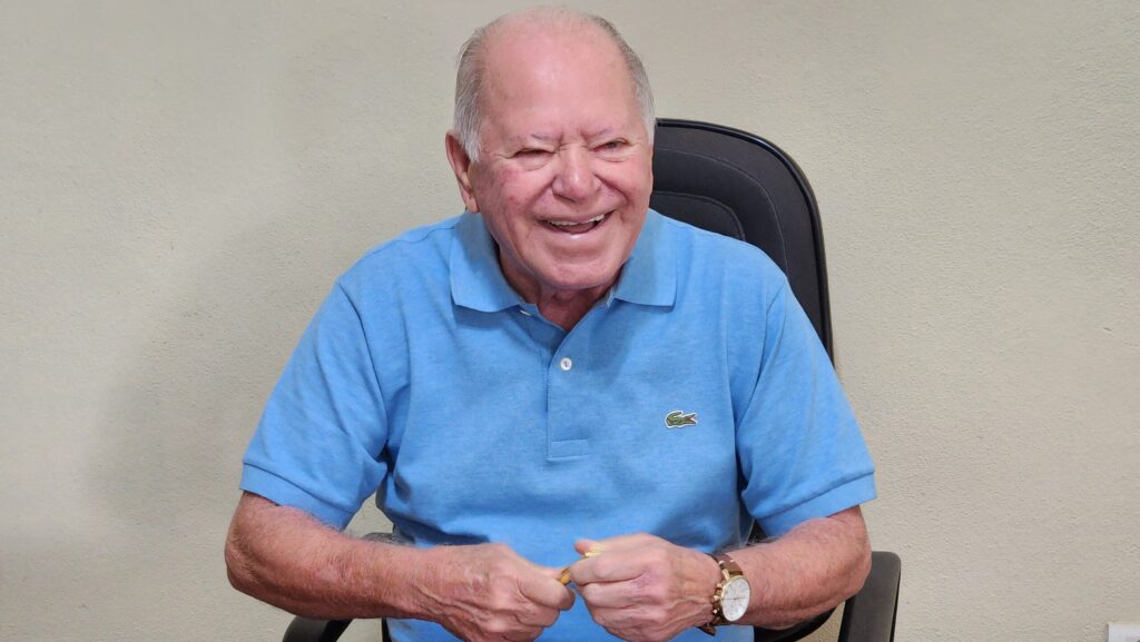 Prefeito de Iguaracy Pedro Alves