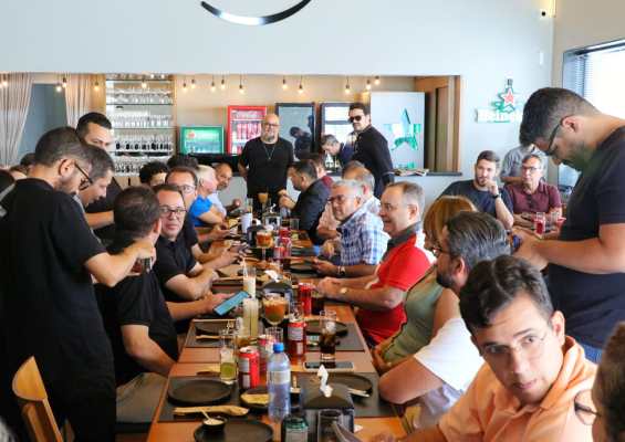 Zeca Cavalcanti recebeu a imprensa - Foto: Reprodução 