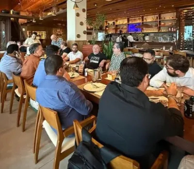 Prefeito promove encontro com jornalistas