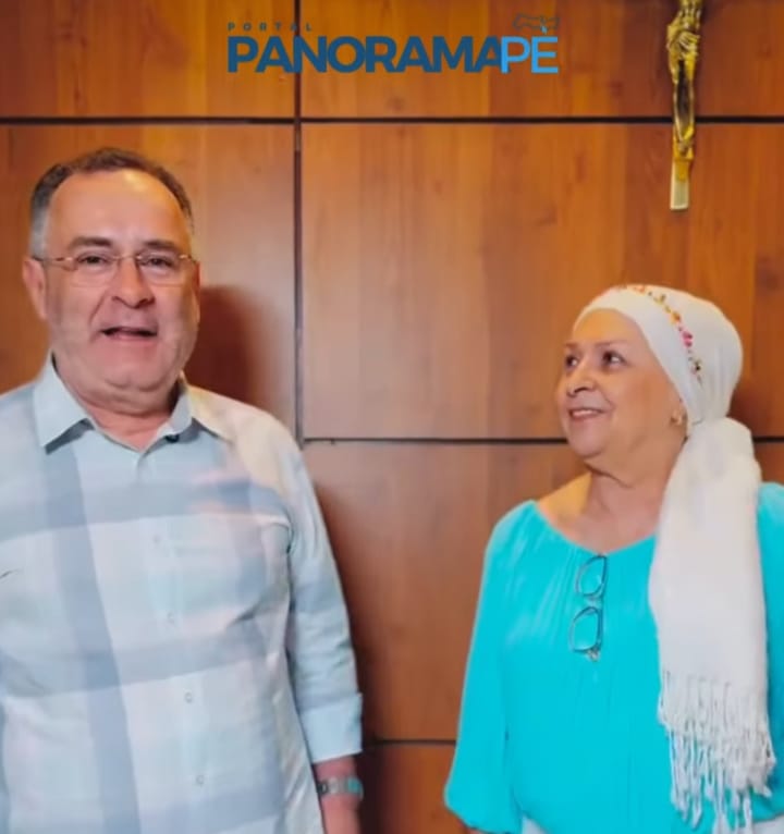 Escolhida como líder do governo na CâmaraFoto : Prefeito Zeca Cavalcante e Célia Galindo