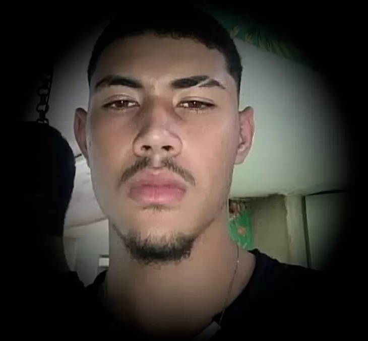 Acidente de moto na madrugada deste sábado - Foto: Reprodução
