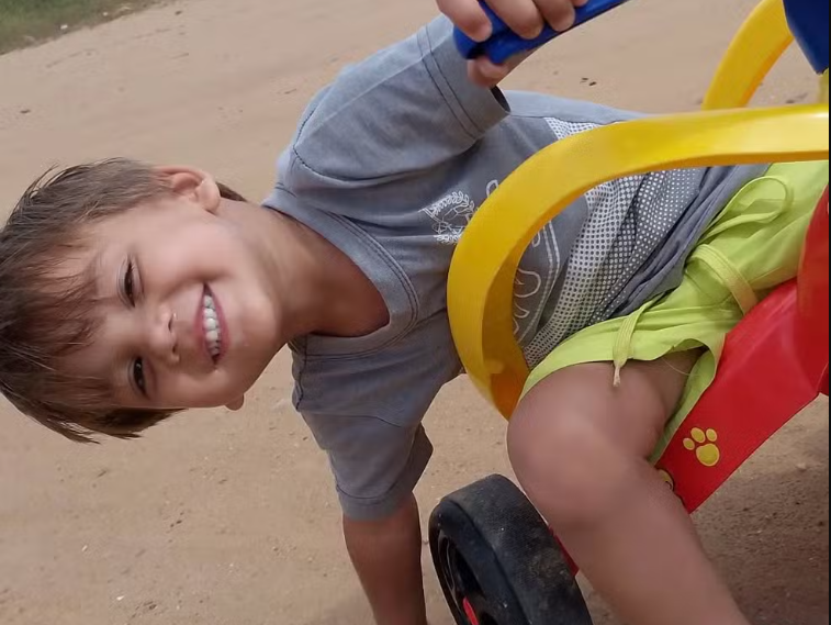 Mãe do menino Arthur