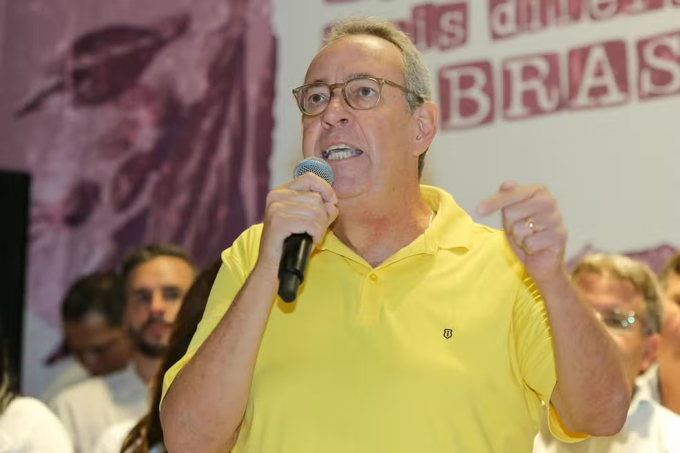 Álvaro Porto e Raquel Lyra