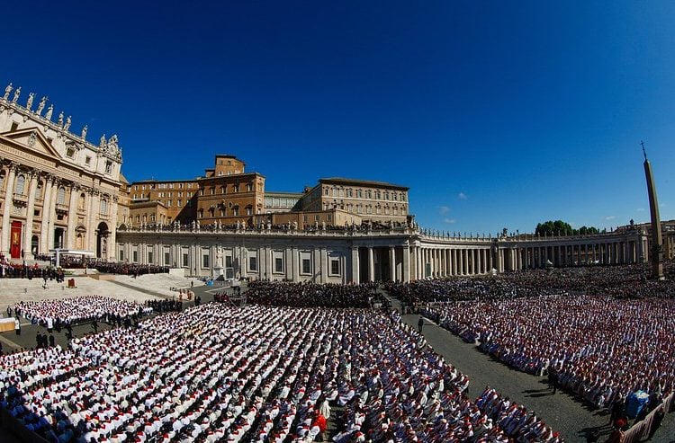 Papa Francisco é sepultado em Roma