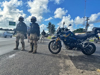 PRF realiza operação em Pesqueira