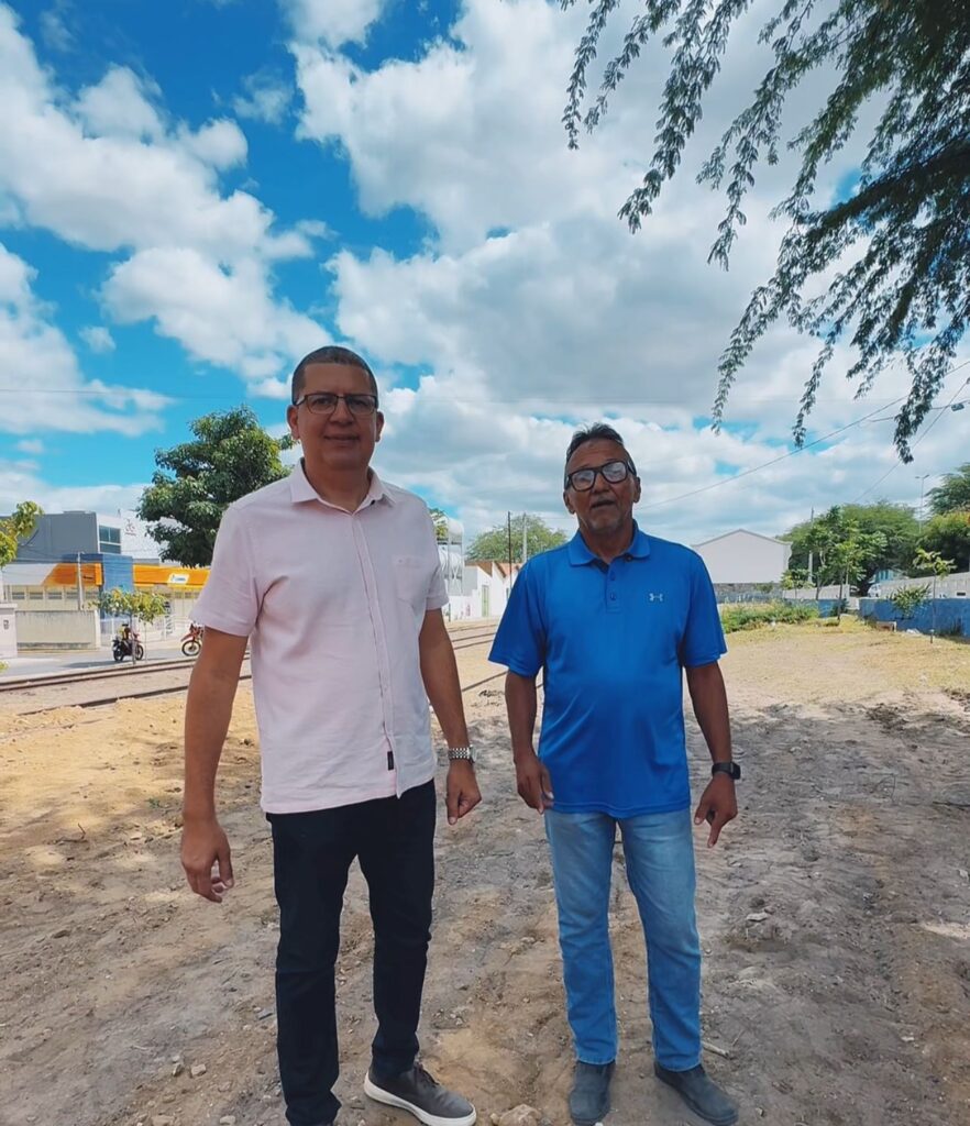 Secretário Magal e o diretor municipal de Meio Ambiente, Vital Menezes