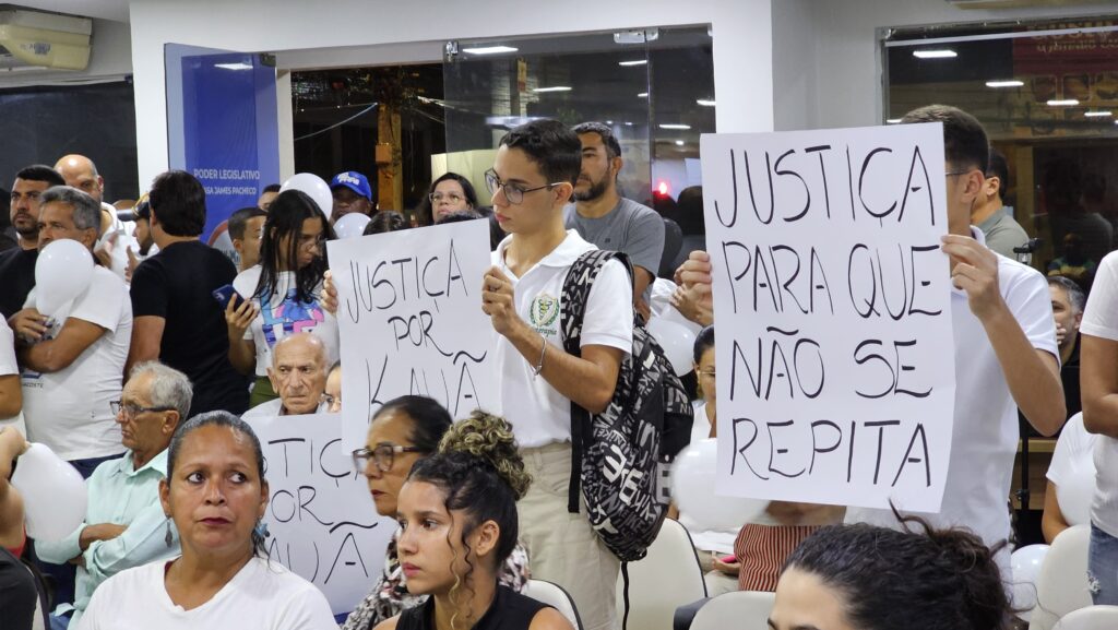 Familiares e amigos na Câmara de Vereadores