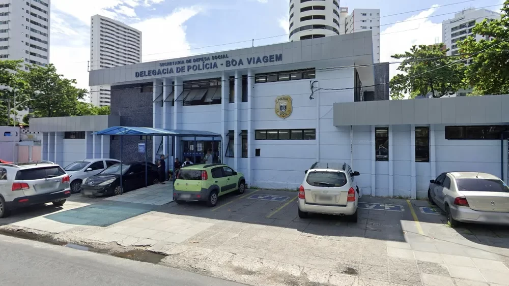 Homem preso por estuprar jovem