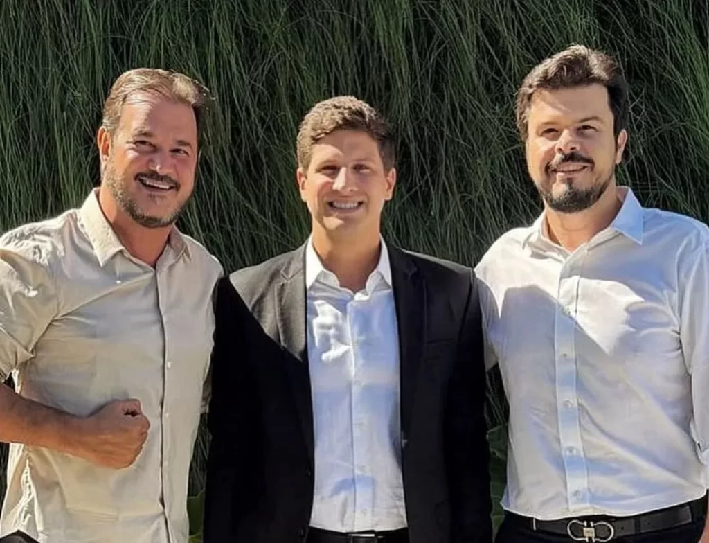 João Campos com União Brasil