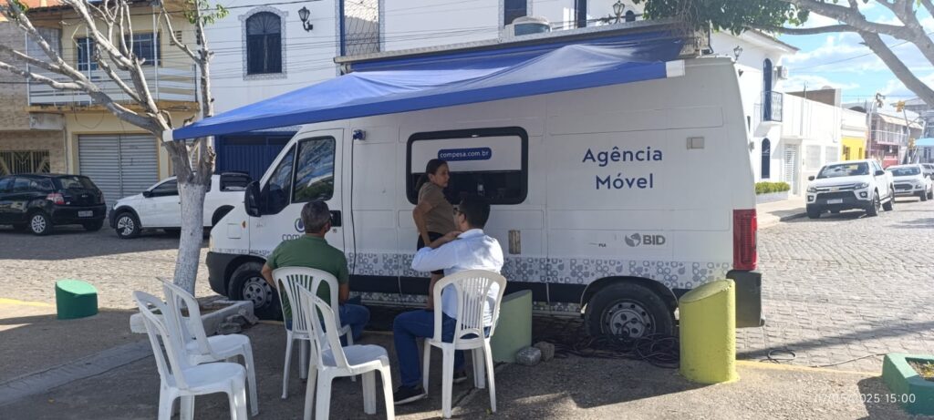 Mutirão de serviços compesa