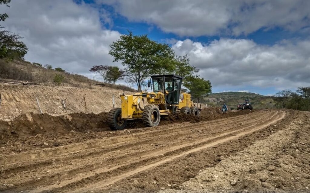 Pavimentação Buíque a São Domingos