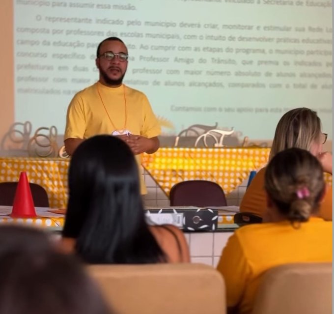 Professor amigo do trânsito em Arcoverde 