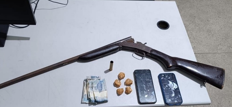 Prisão de dois homens suspeitos em Pesqueira