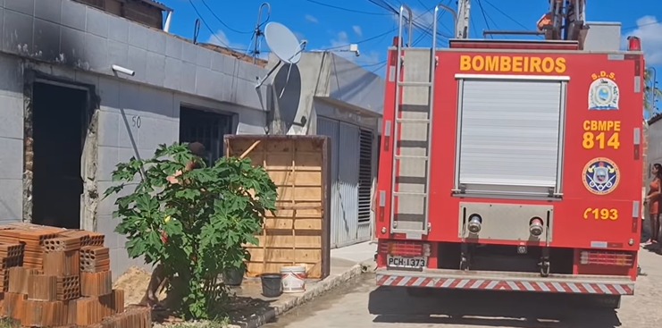 Jovem ateou fogo na residência em Arcoverde 