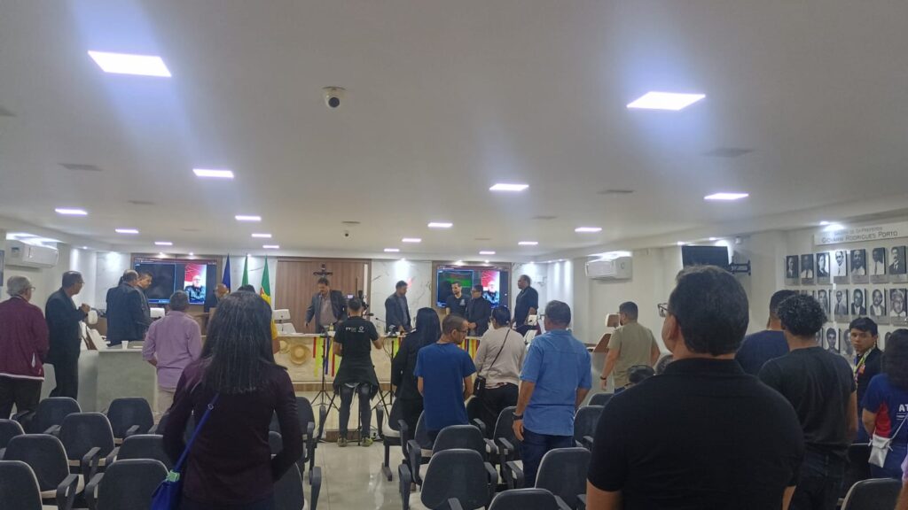 Profunda tristeza na câmara de Arcoverde