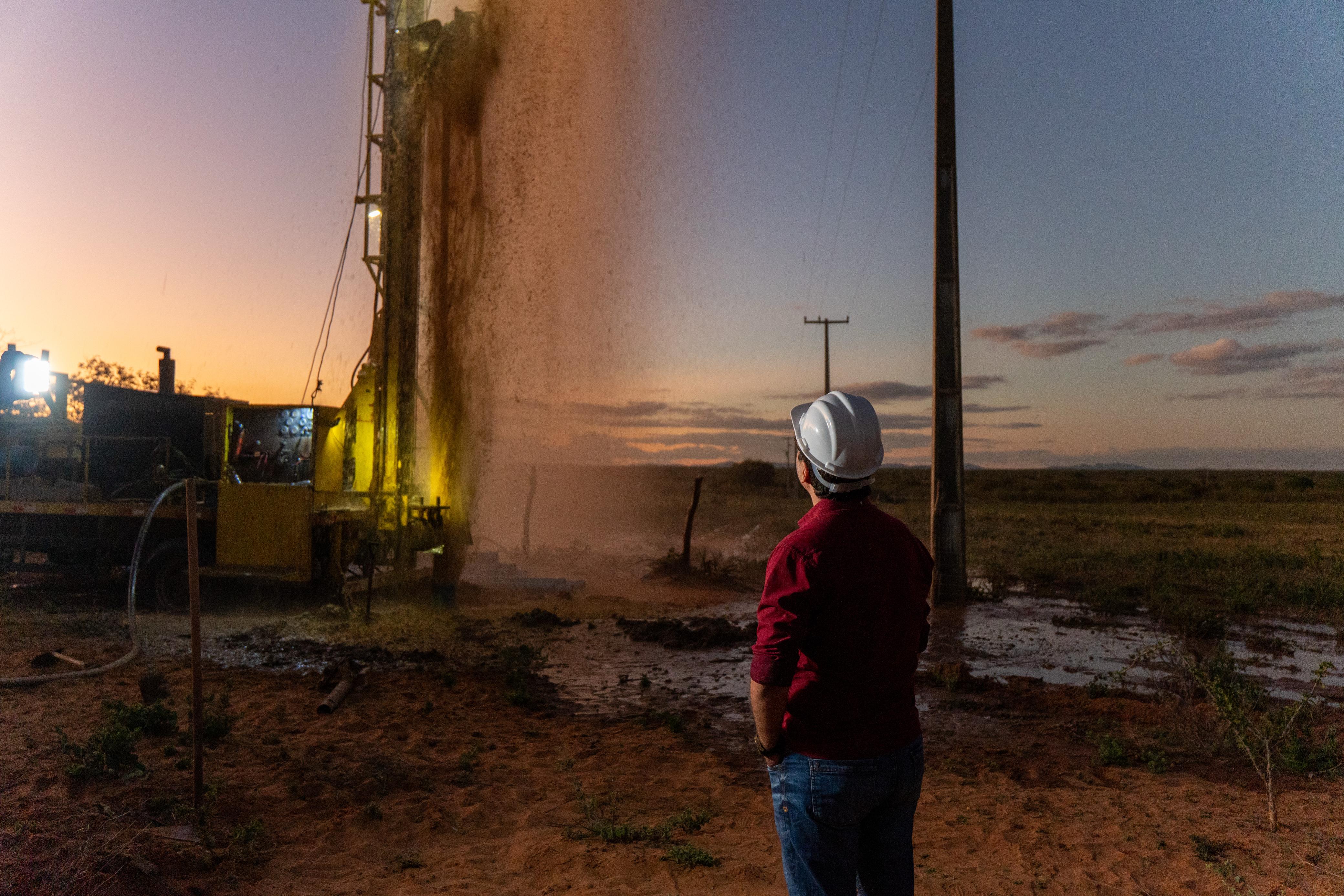 Prefeito de Ibimirim faz vistoria