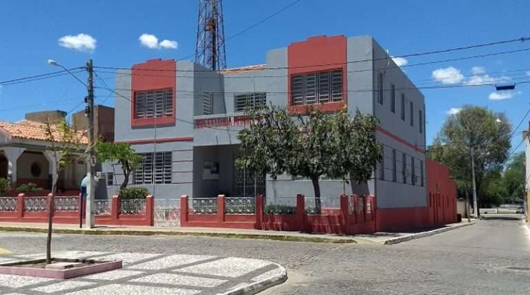 TCE-PE determinou suspensão cautelar de licitação em Sertânia