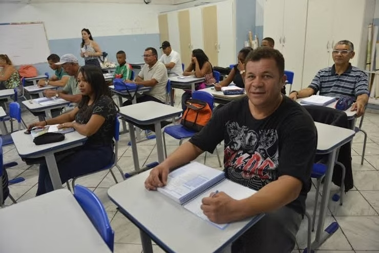 SEE abriu inscrições curso para os estudantes do EJA  