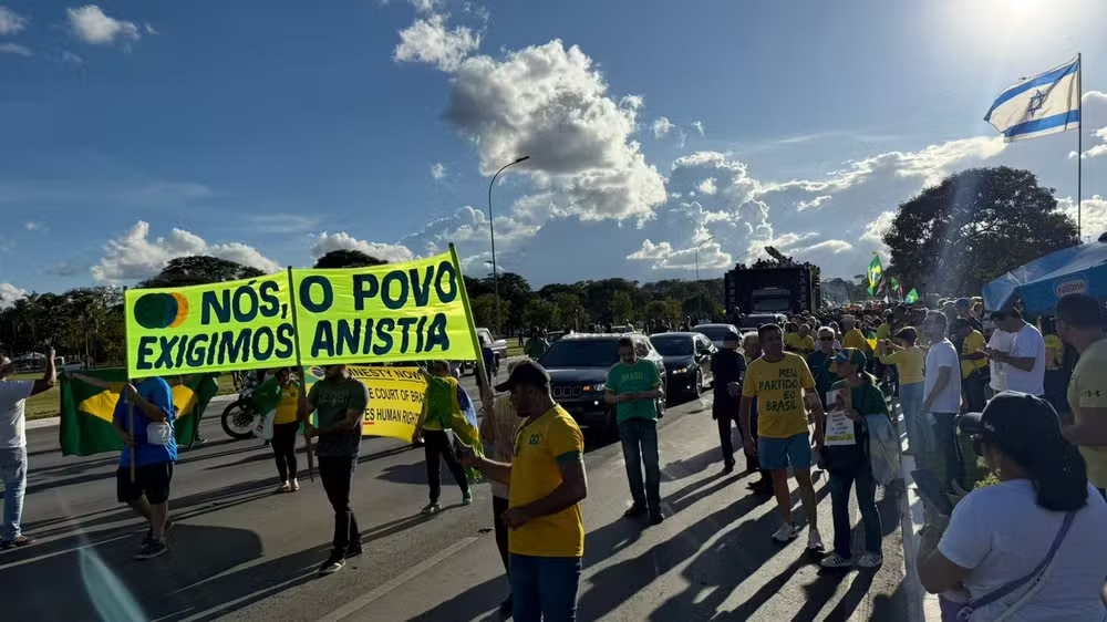 Anistia pelo 8 de Janeiro