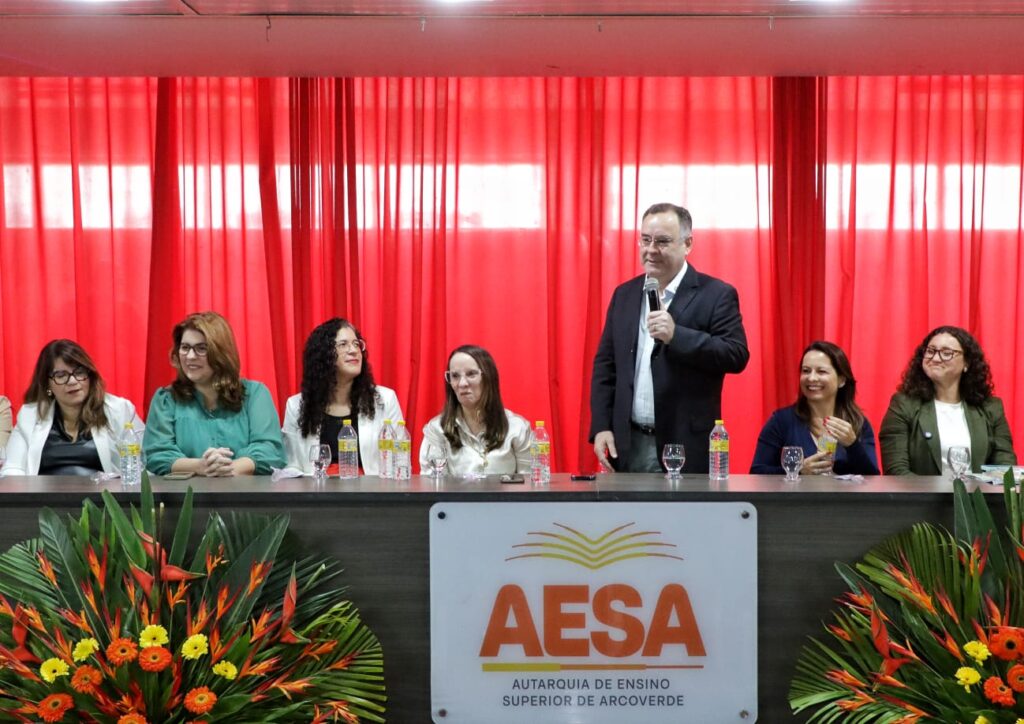 Zeca Cavalcanti prefeito de Arcoverde