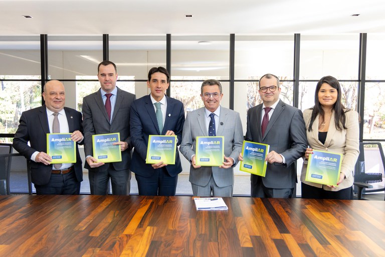 Lançamento do edital do AmpliAR