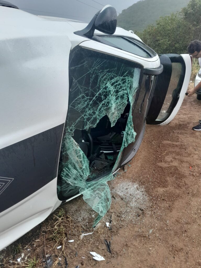 Carro VI Geres acidente 