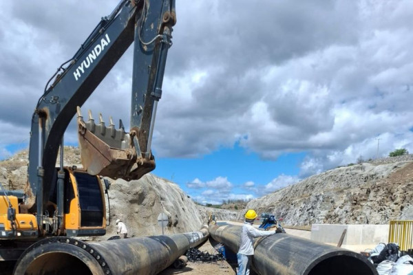 Compesa abastecimento de água no agreste