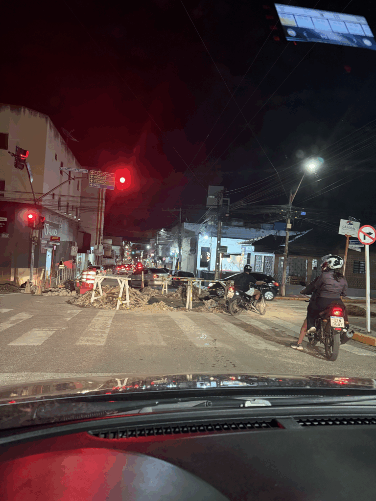 Engarrafamento em Arcoverde obras da Compesa