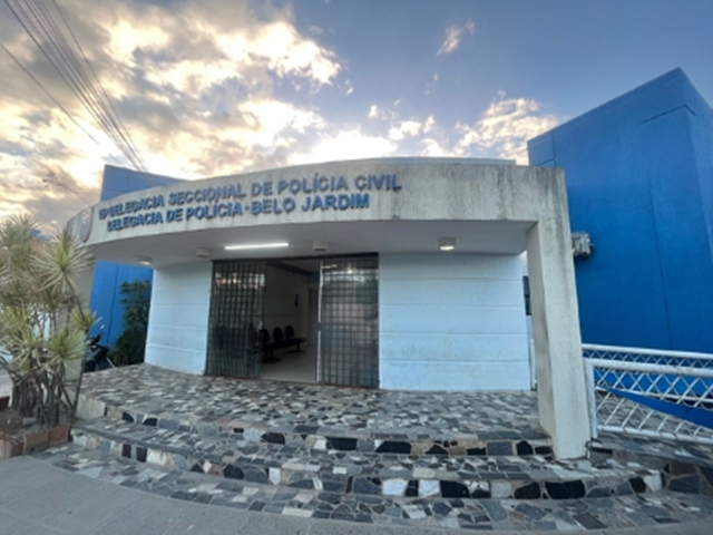 Mãe embrigada agride filho