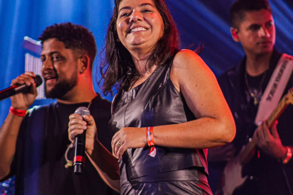 Primeira-dama de Gravatá voltou a subir aos palcos