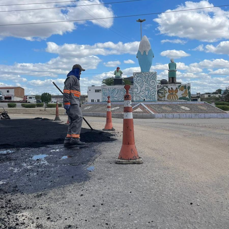 Operação Tapa-Buracos em Pesqueira
