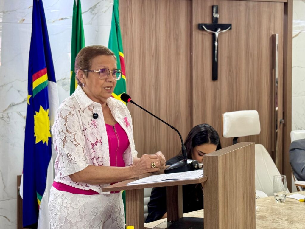 Prefeito de Arcoverde homenagem a Célia 