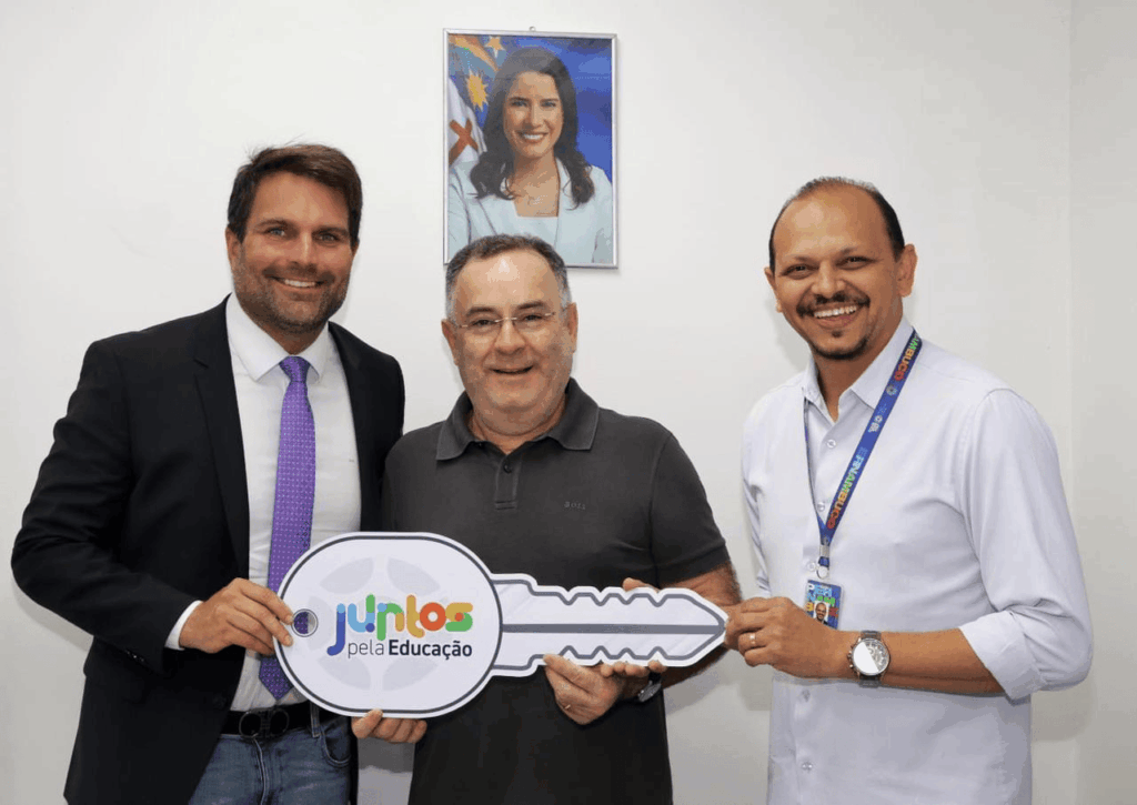 Ônibus escolares para Arcoverde