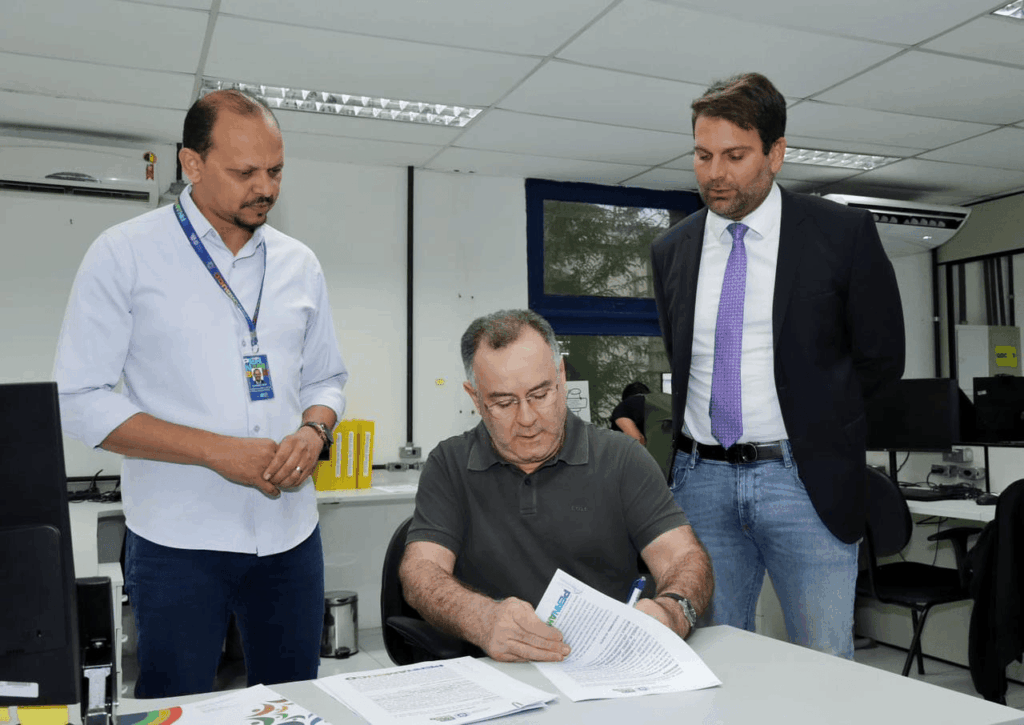 Ônibus escolares para Arcoverde