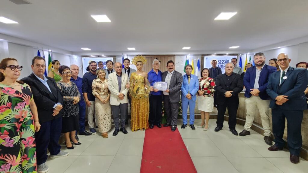 Câmara de Arcoverde homenageia GRE