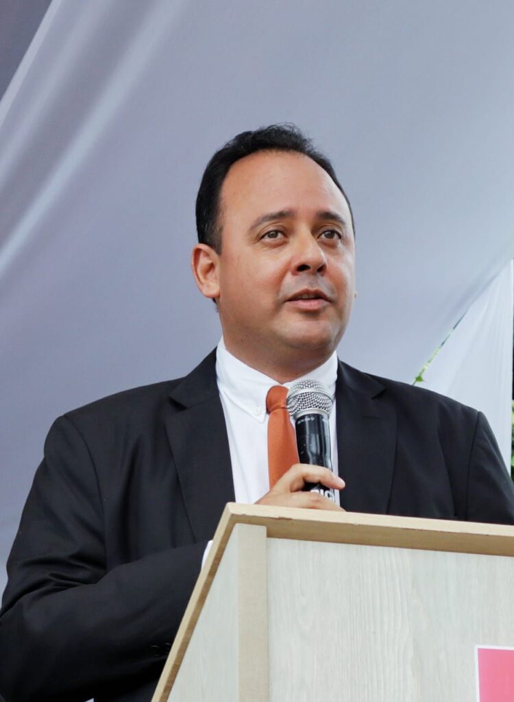 Procurador Adjunto de Arcoverde é homenageado 