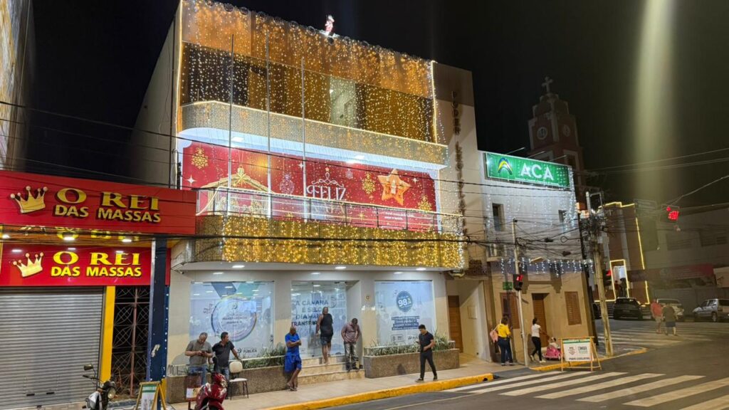 Clima natalino na Câmara de Arcoverde 