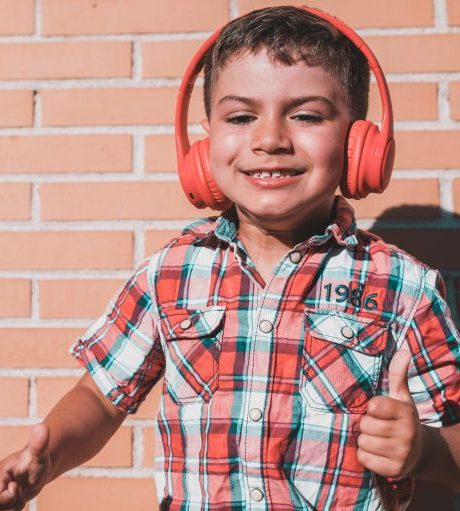 abafadores para alunos autistas