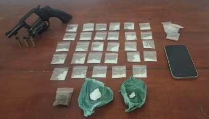 Apreensão de arma e entorpecentes em Pesqueira