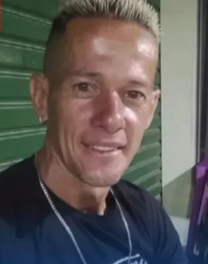 Suspeito transporta corpo em Cupira