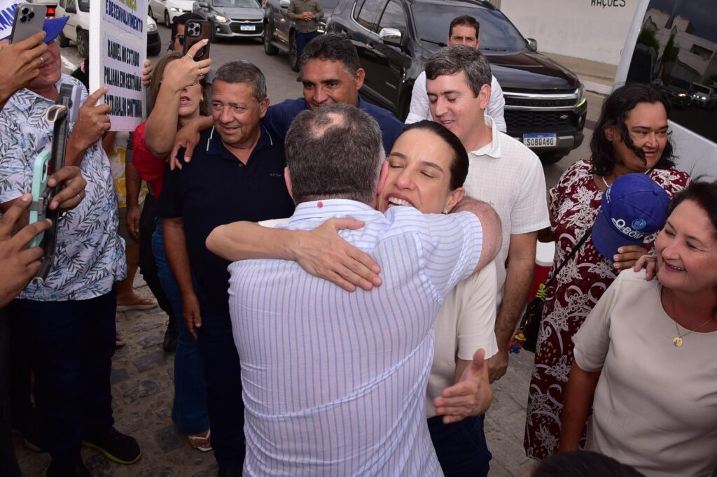 Prefeito e vice de Arcoverde em Custódia