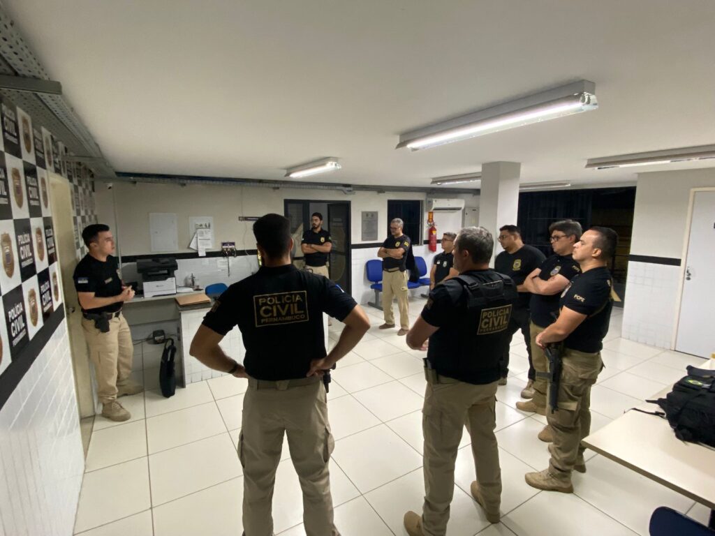 Polícia prende quatro em Venturosa