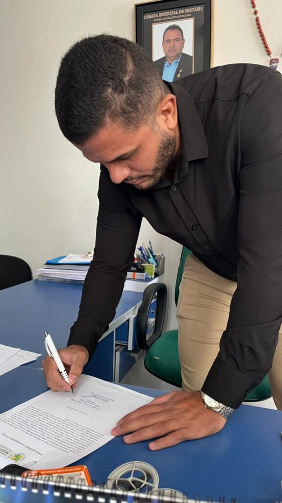 Câmara de Sertânia novos servidores