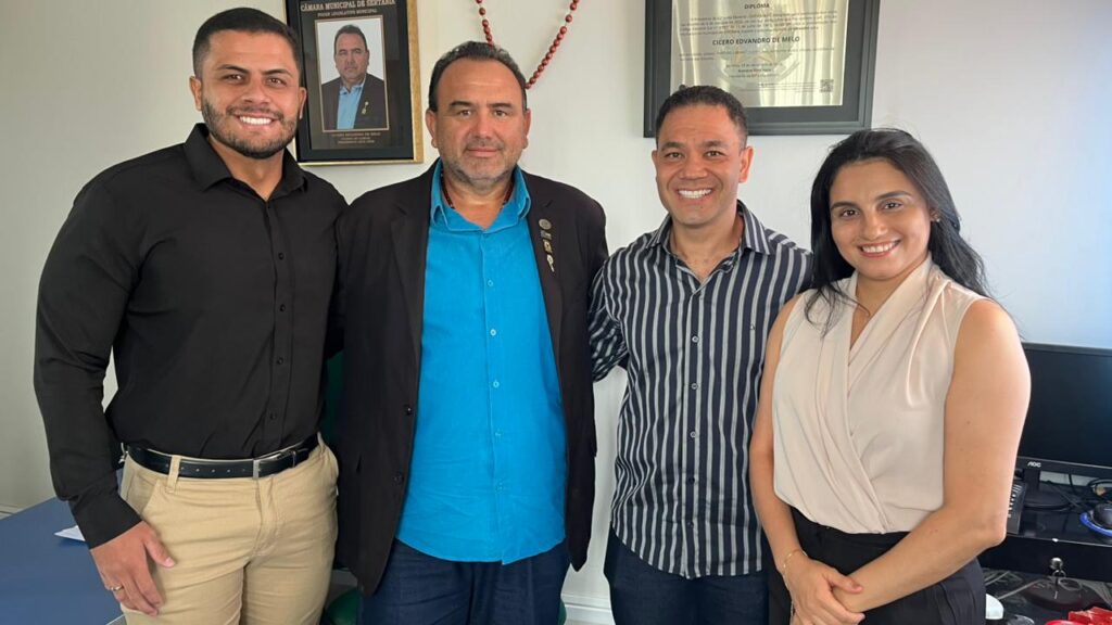 Câmara de Sertânia novos servidores