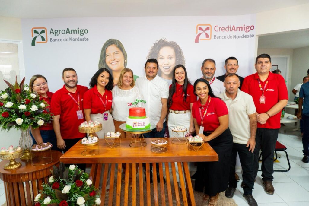 Regina da Saúde prestigia reinauguração em Arcoverde.