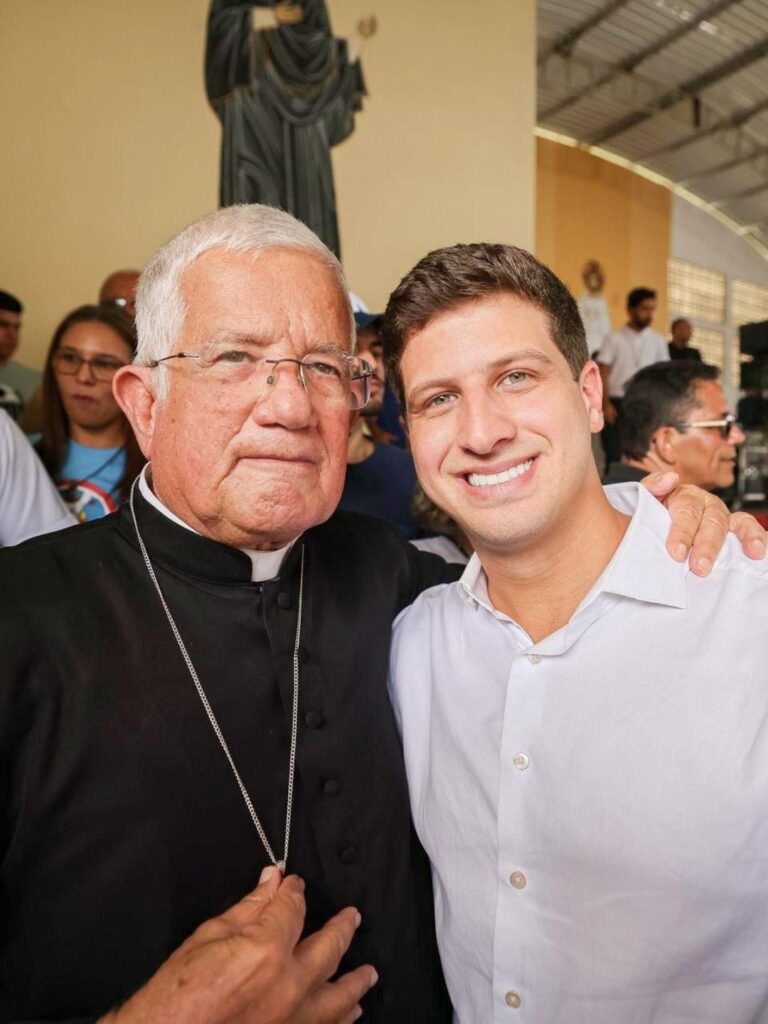 Festa da Divina Misericórdia em Arcoverde