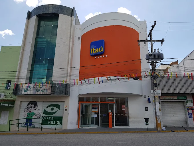 Banco Itaú encerrar atendimento
