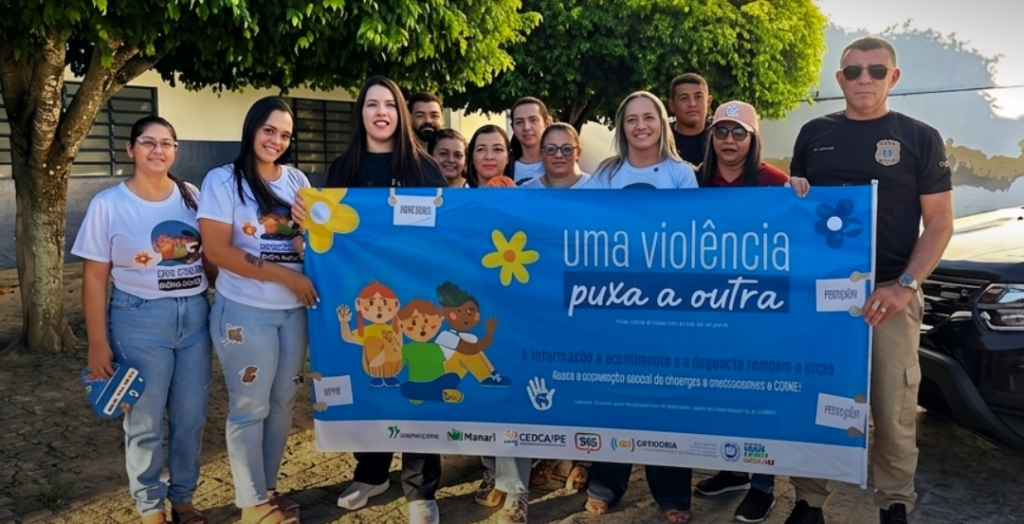 Polícia ação de conscientização em Manari