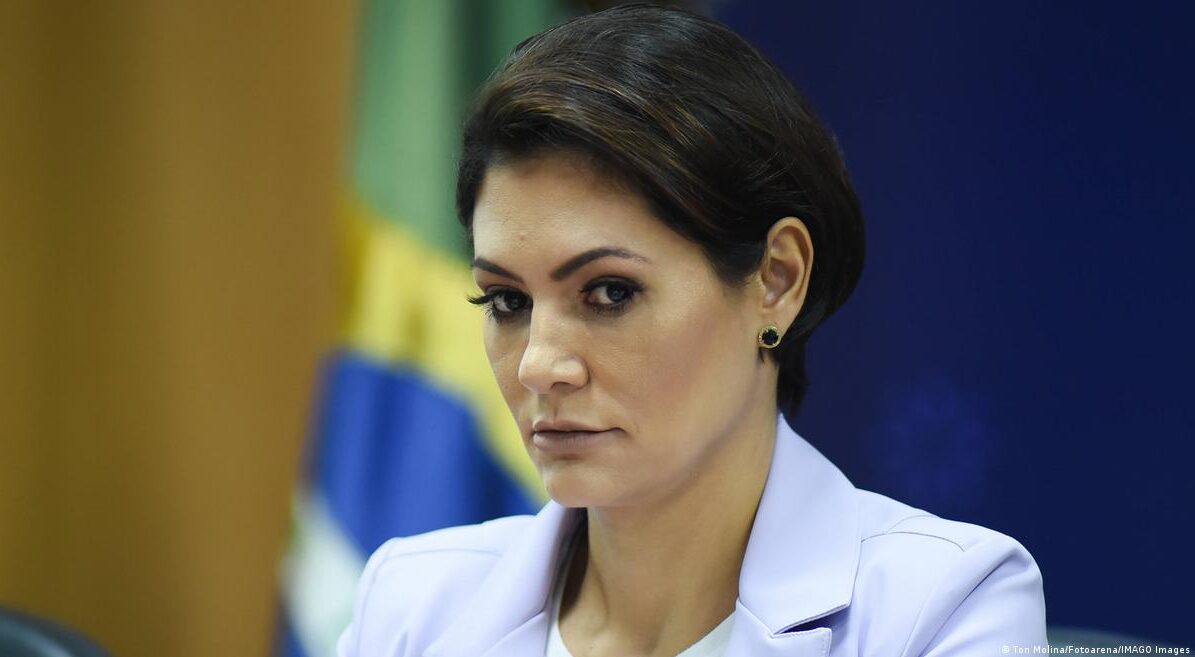 Michelle Bolsonaro frustra planos do PL em cenário testado pelo Datafolha